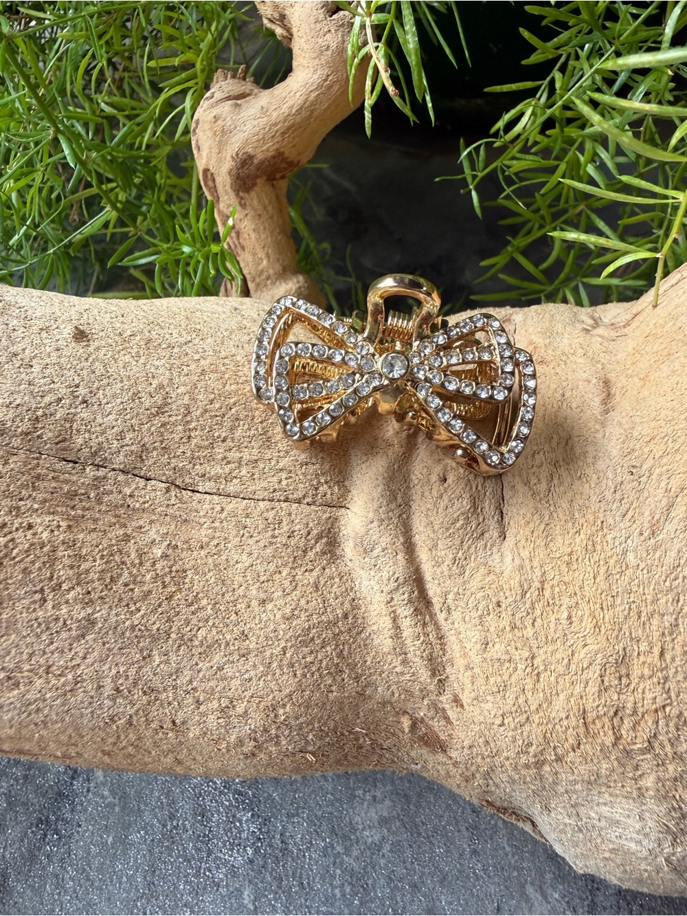 New🌟Free People-Gold Crystal Bow Hair Clip